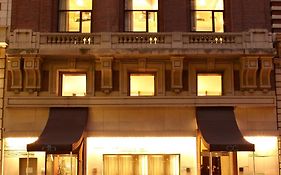 City Club Hotel